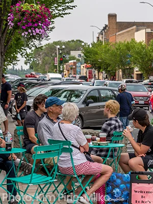 Shoppers dine at the HoJoe outdoor patio on Main Street in Kenora